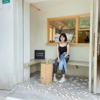 Portrait of Host Papaya